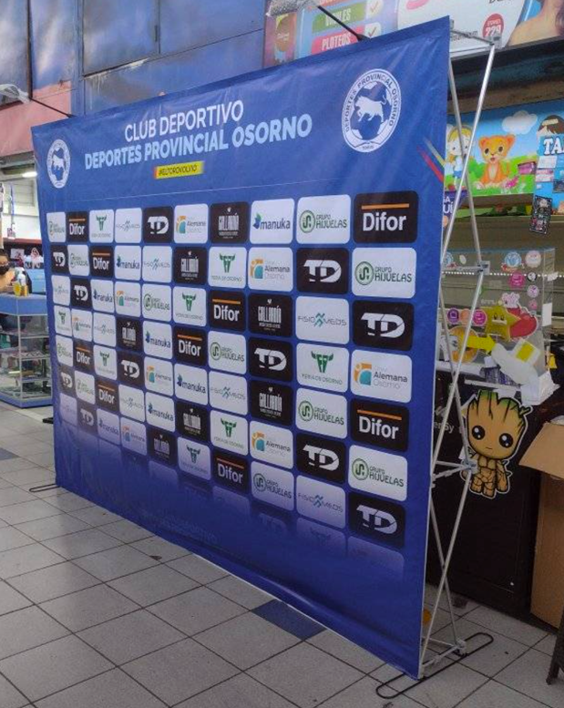 creativo y confiable.